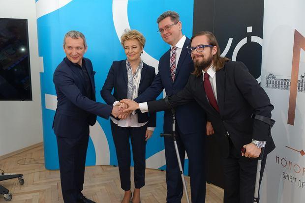 świecie.