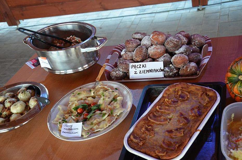 oraz wytwarzania na rynek lokalny i ponadlokalny, produktów tradycyjnych.