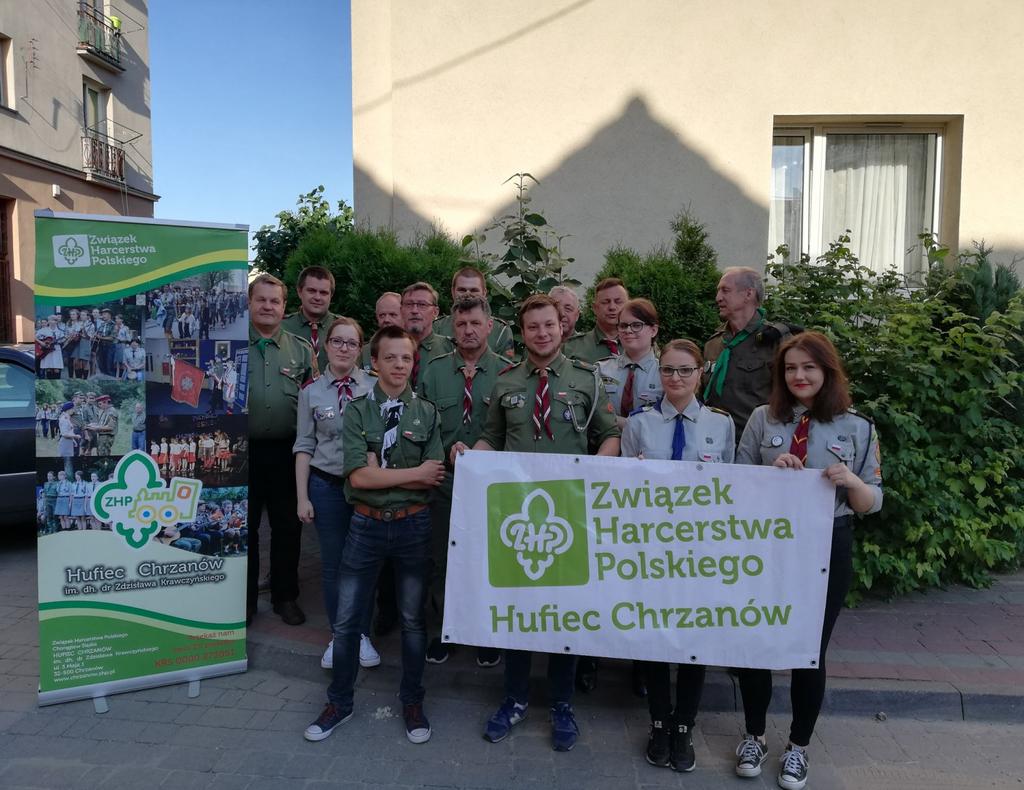 2 01 8, 2 Str. 3 7 czerwca 2018 r. pwd. Sławomir Lament Zjazd jednomyślnie wy- w harcówce hufca spotkało się - zdecydował się kandydo- brał jako delegatów dh. Pdh.