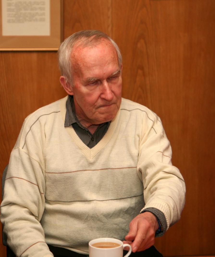 Odpowiadając na to, prof. Edward Kujawski dziękował za niespodziewane chwile, pełne radosnych wzruszeń.