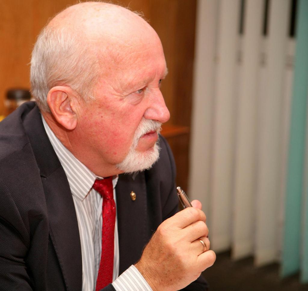 Żarna; Poniżej: Bolesław