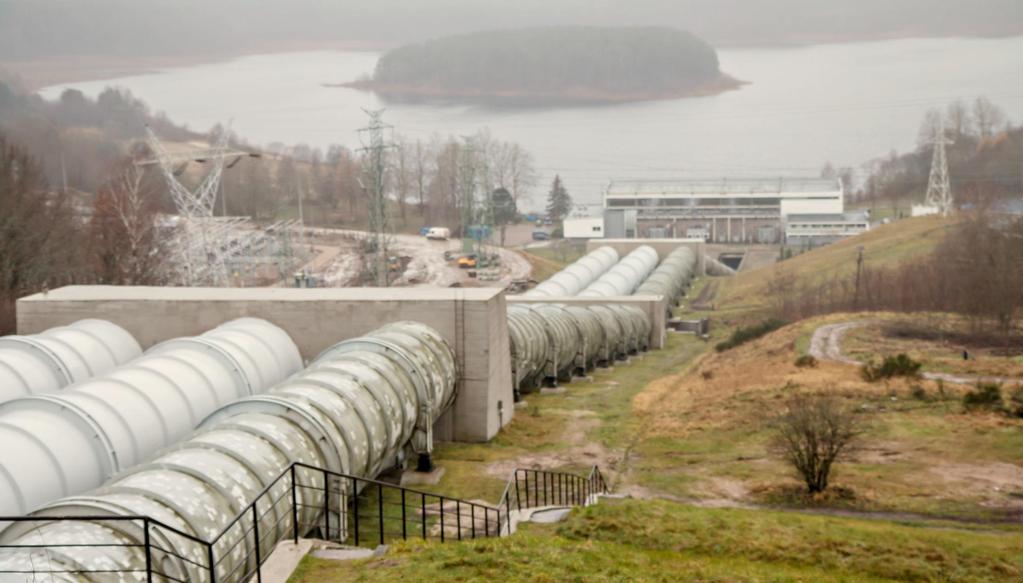 PRZESTRZEŃ A INSTALACJE I BUDOWLE ENERGETYCZNE