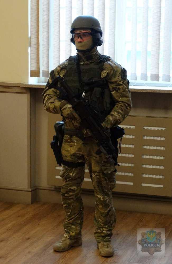 Komendant Wojewódzki Policji w Opolu insp. Jarosław Kaleta wyróżnił tych najbardziej zasłużonych.