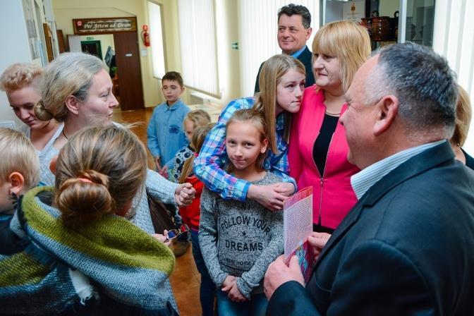 Do głównych zadań realizowanych przez świetlice należy m.in.