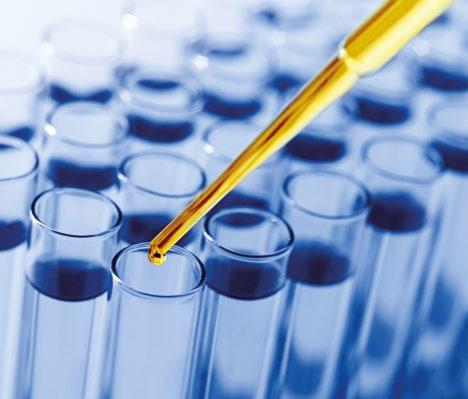 DIAGNOSTYKA OLEJÓW I MASZYN LUBCHECK Diagnostyka LubCheck to wiodący proces analizy środków smarnych na świecie, który pomaga w precyzyjnej identyfikacji stopnia starzenia się i degradacji oleju oraz