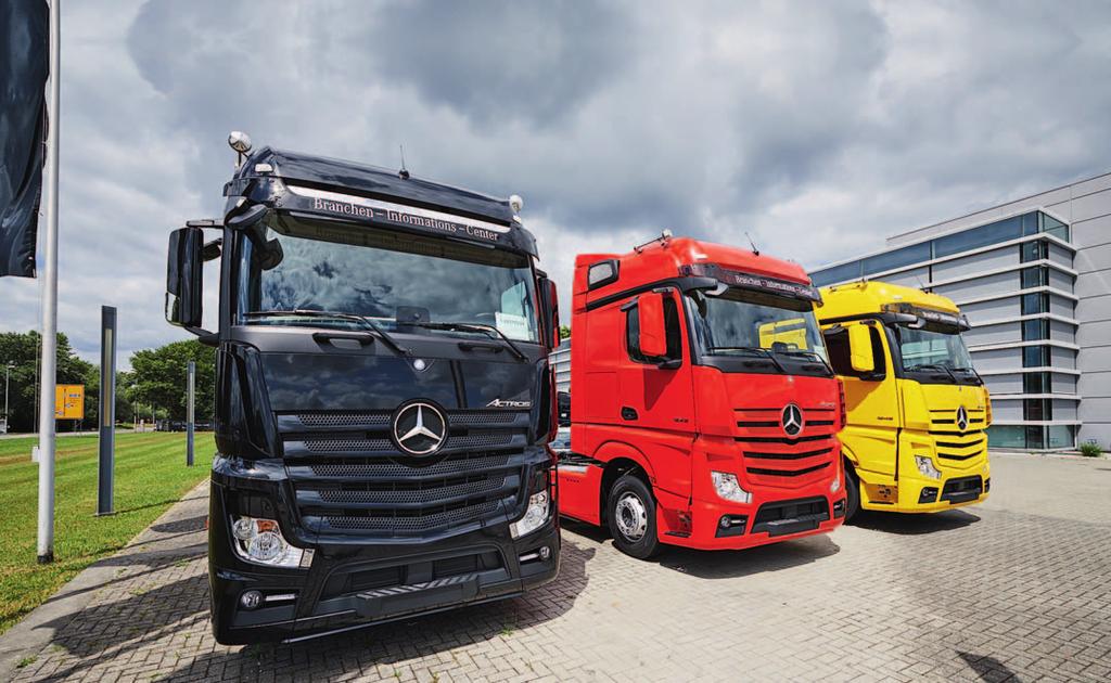 [ 12 ] TRANSPORT 4.0 Mercedes-Benz: spojrzenie w przyszłość drogowego transportu towarowego Pod koniec czerwca Mercedes-Benz Trucks zorganizował w Wörth bardzo ciekawe spotkanie prasowe.