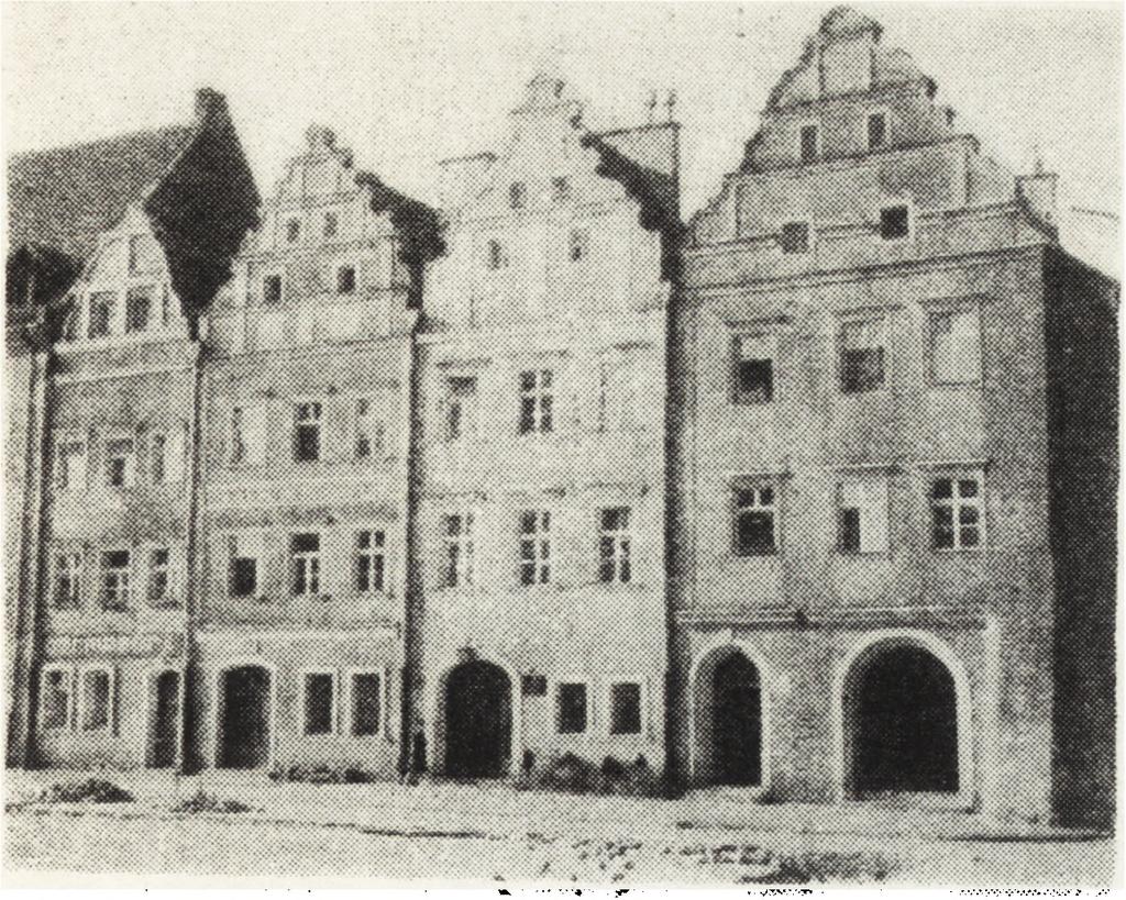 Prace w ykonał Zakład M alarstwa K ościelnego i P ozłotnictw a (A. Juszczak) w Poznaniu. Wrzesiny, pow. Żagań. Kościół filialny Św.