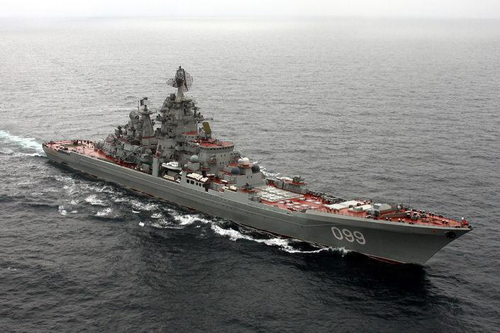 Krążownik Piotr Wielki fot. mil.ru Nie zostanie również wymieniony a jedynie zmodernizowany, artyleryjsko-rakietowy system obrony bezpośredniej Kortik-M (nazwa eksportowa Kasztan ).