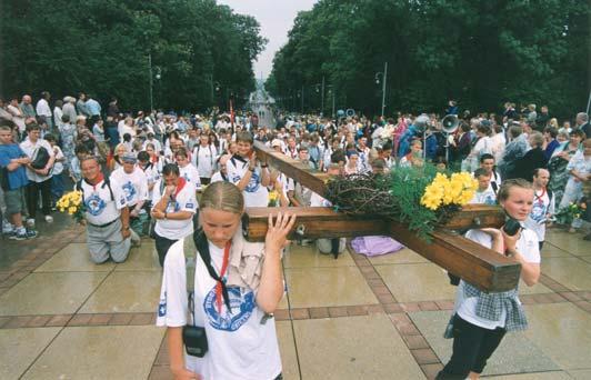 JASNA GÓRA U PROGU TRZECIEGO TYSIĄCLECIA U kresu długiej wędrówki Rola oraz miejsce Częstochowy i Jasnej Góry w światowych migracjach pielgrzymkowych są znaczące.