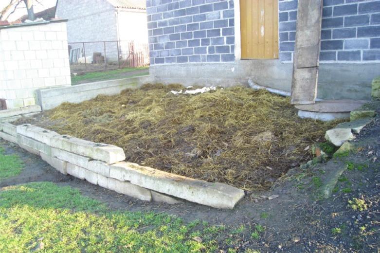 Possession of the tanks for liquid manure and dung water źródło: Rusin (2007)