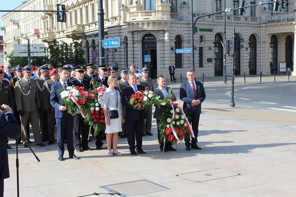 poprzedziła uroczysta sesja lubelskiej Rady Miasta, podczas której wojewoda lubelski odczytał Odezwę Komitetu Honorowego Obchodów Święta Konstytucji 3 Maja, a dr Robert Derewenda z Katolickiego