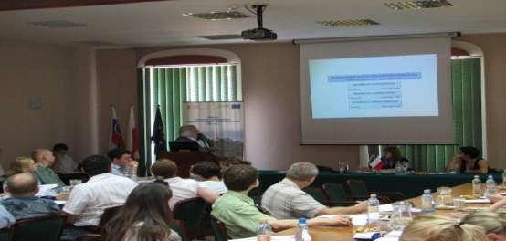 SZKOLENIA DLA WNIOSKODAWCÓW TRZECIEGO NABORU Związek Euroregion Tatry zorganizował 3 szkolenia dla wnioskodawców: 19 i
