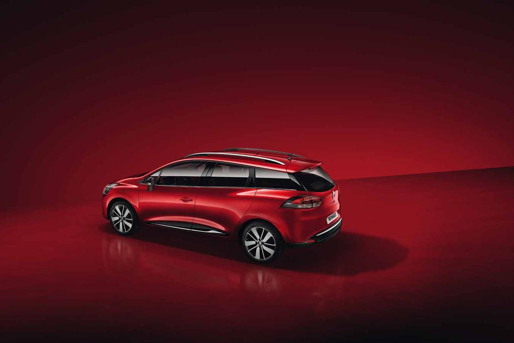 FOCUS ANATOMIA POŻĄDANIA RENAULT CLIO GRANDTOUR PRZYCIĄGA SILNĄ OSOBOWOŚCIĄ, ZAINSPIROWANĄ SPORTOWYMI KOMBI.
