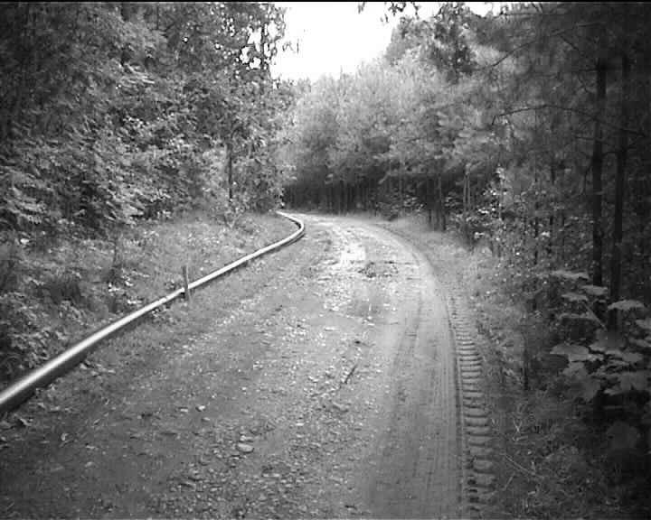 Uwagi końcowe Ułożenie 3 km rurociągu PE ø160mm SDR 17 zajęło w sumie 10 godzin w tym około 2,5 godziny potrzebne było na przejazd pługoukładacza przez las, by ominąć odcinek trasy z bardzo wąskim