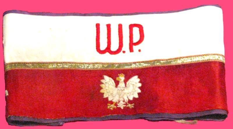 Każdy z żołnierzy musiał nosić opaskę na ramieniu. Źródło: wikipedia Puszcza Solska i okoliczne lasy stanowiły znakomitą bazę dla ruchu partyzanckiego.