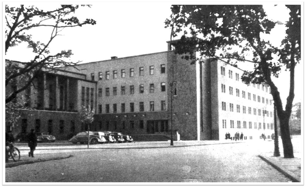 Karta Pracy 9 Budynek Domu Żołnierza w Poznaniu.