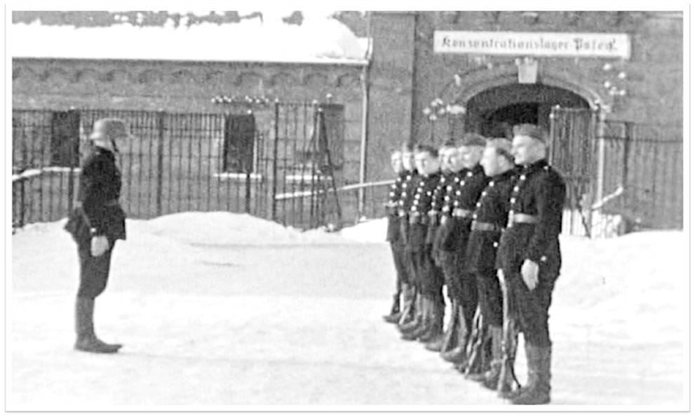 Karta Pracy 8 Załoga obozu w Forcie VII w Poznaniu (Konzentrationslager-Posen), zima 1940 r.