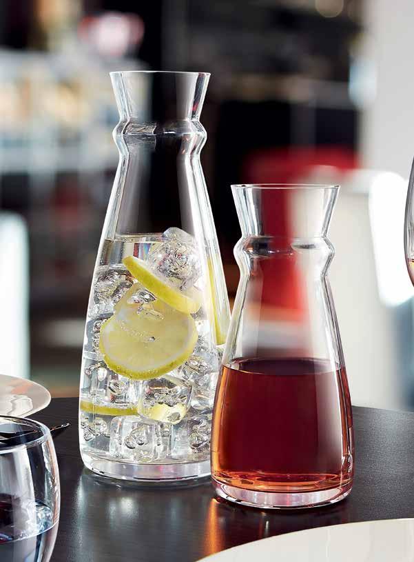 Karafki i dekantery / Carafes & decanters KARAFKA CASCADE / CARAFE, CASCADE 08976 h213mm Ø98mm 750ml 14,80 zł 08977 h149mm Ø70mm 250ml 11,80 zł 03700 h187mm Ø88mm 500ml 9,90 zł KARAFKA ZE STOPEREM