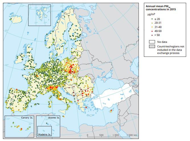 POLSKA NA TLE INNCH KRAJÓW PYŁ PM10 ROK Źródło: Europejska Agencja Środowiska; publikacja Jakość powietrza w