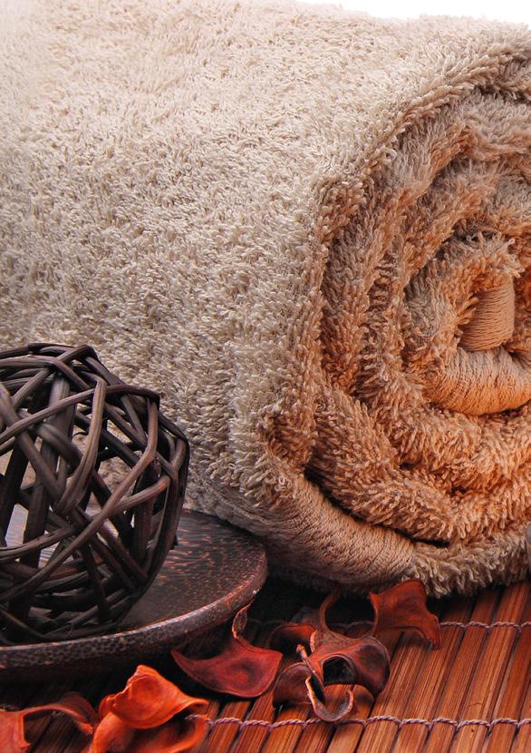 MASAŻE KLASYCZNE / SWEDISH MASSAGES 40 min 60 min 90 min Indywidualnie dobrane techniki masażu przy wykorzystaniu wysokiej jakości preparatów typu krem lub olej.
