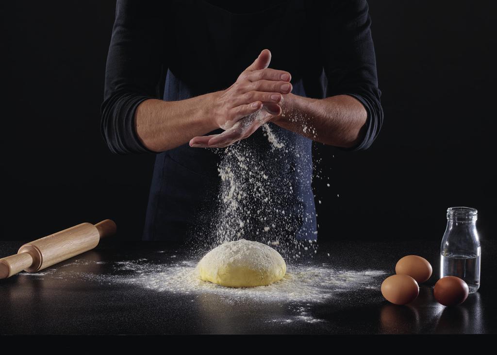 Funkcja Chef i pieczenie w niskiej temperaturze W nowej linii piekarników są również dostępne ulepszone i jeszcze bardziej rozwinięte programy automatycznie, które dzięki wykorzystaniu czujnika