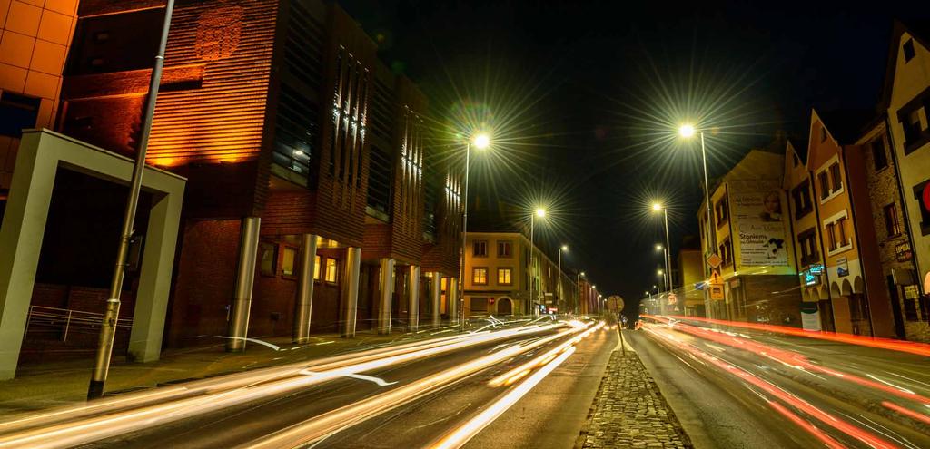 Koszalin BLASK MIAST Rozwój nowoczesnych technologii produkcji źródeł światła oraz opraw oświetleniowych stwarza atrakcyjne możliwości kreowania oświetlenia ulicznego.