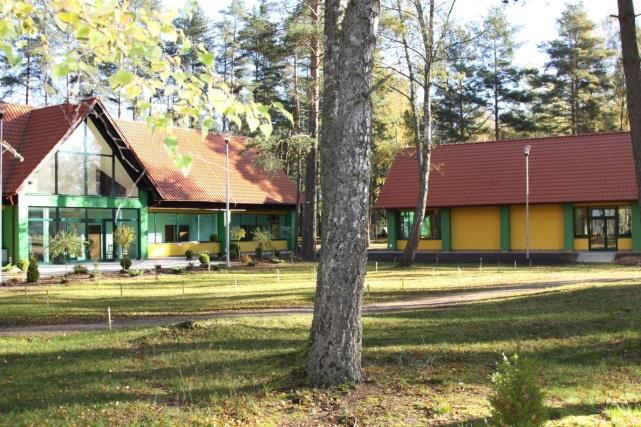 Zarząd, po zapoznaniu się z informacją, zatwierdził wyniki konkursu na stanowisko Dyrektora Powiatowego Centrum Młodzieży w Garczynie.