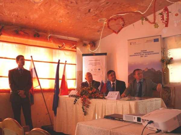 W poszukiwaniu rozwiązań dla zarządzania ofertą turystyki kulturowej, która odbyła się w dniu 28.10.2011 r.
