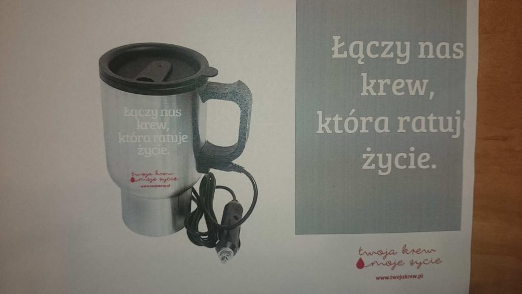 Ilość: 11 730 sztuk - dostawa do 18 RCKiK CZĘŚĆ 2: KUBEK TERMICZNY pojemność kubka: 400 ml (±20 ml), kolor: srebrny z czarnymi elementami, wykonanie: stal nierdzewna, tworzywo, podwójna ścianka ze
