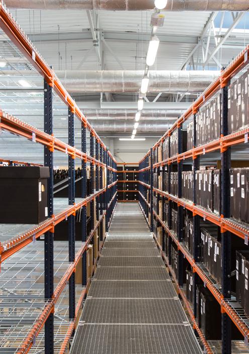 MAGAZYNY NISKIEGO SKŁADOWANIA COSMO APEX 36 COSMO NOVA 37 COSMO LED 38 INDUSTRIA 1 INDUSTRIA 3 40 40 LEDEX TOP 41 LEDEX TOP 2 41 LEDEX TOP 3 41 INDUSTRY FLOWER MIDI 2 INDUSTRY FLOWER MIDI 3 INDUSTRY
