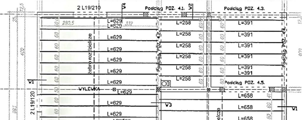 Awarie obiektów mieszkalnych i użyteczności publicznej 297 Rys. 4. Rzut konstrukcji stropu nad parterem 3.