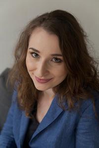Edyta Grzegory Psycholog, absolwentka Wydziału Psychologii Uniwersytetu Warszawskiego oraz Szkoły Głównej Handlowej w Warszawie.