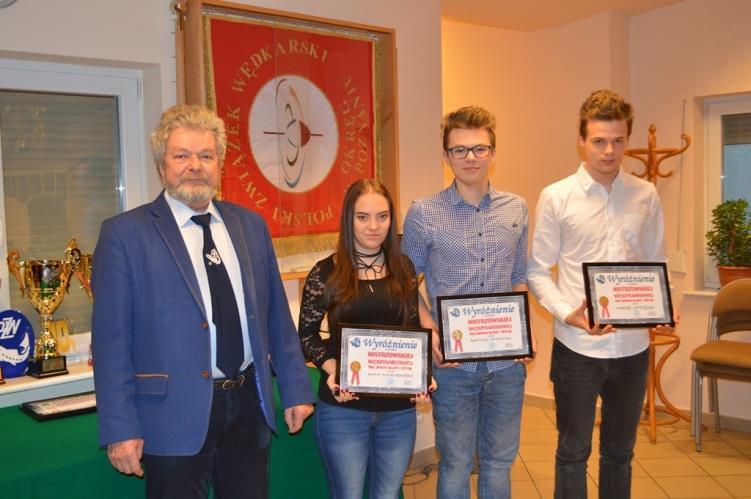 Powiat Wędki Sznury Klocki Pupy Sieci Wągrowiecki 0 0 0 0 0 Wolsztyński 0 0 0 0 2 Wrzesiński 3 0 0 0 6 Wschowski 1 0 0 0 0 Straż Ochrony Mienia 0 0 0 0 0 30 8 45 15 104 Ankiety amatorskiego połowu