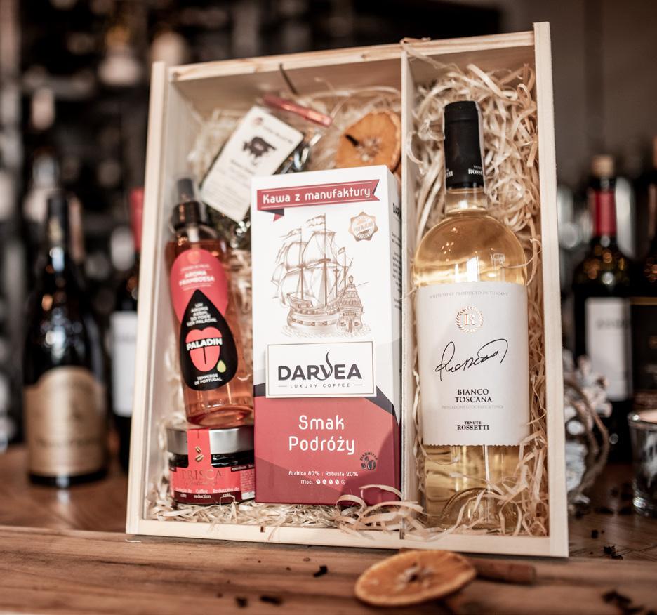 { Oferta Zestawów Świątecznych N 4 Kraj: Włochy, Szczep: malvasia, trebbiano, chardonnay Region: Toscana.