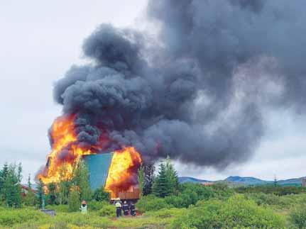 SEPTEMBER 2007 37% Morgunblaðið *Samkvæmt m fjölmiðlakönnun lakönnun Capacent í júlí 200707 HÖNNUN Rottuveggfóður og breytilegur vasi GRANDHÓTEL Kallast á við Eddu Snorra INNLIT Erfðagripir og