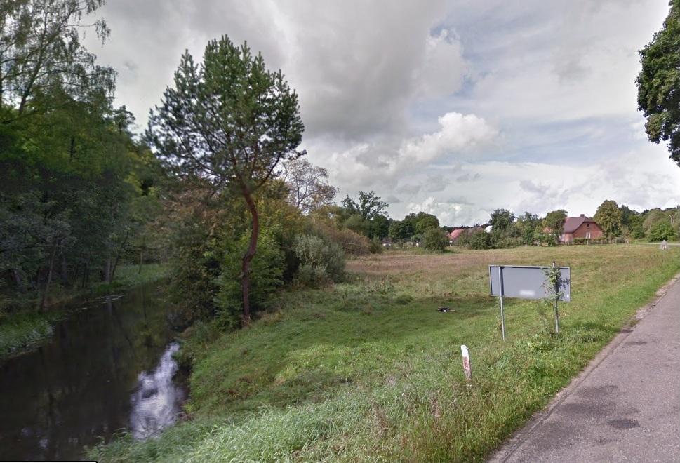 Warunki klimatyczne Według regionalizacji klimatycznej Polski autorstwa Wosia (1999) gmina Czarna Dąbrówka położona jest w regionie Wschodniopomorskim, wyróżniającym się na tle innych największą