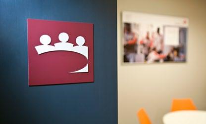 PERSONALIZACJA Nasi klienci specjalizują się w różnych dziedzinach: od pracy w warsztacie po grawerowanie w punktach sprzedaży i cięcie na szerokiej gamie