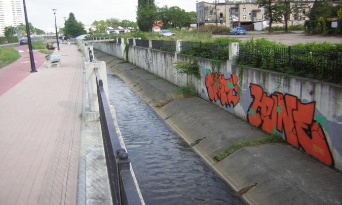Niedostateczny stan zabezpieczenia przeciwpowodziowego kraju 4.