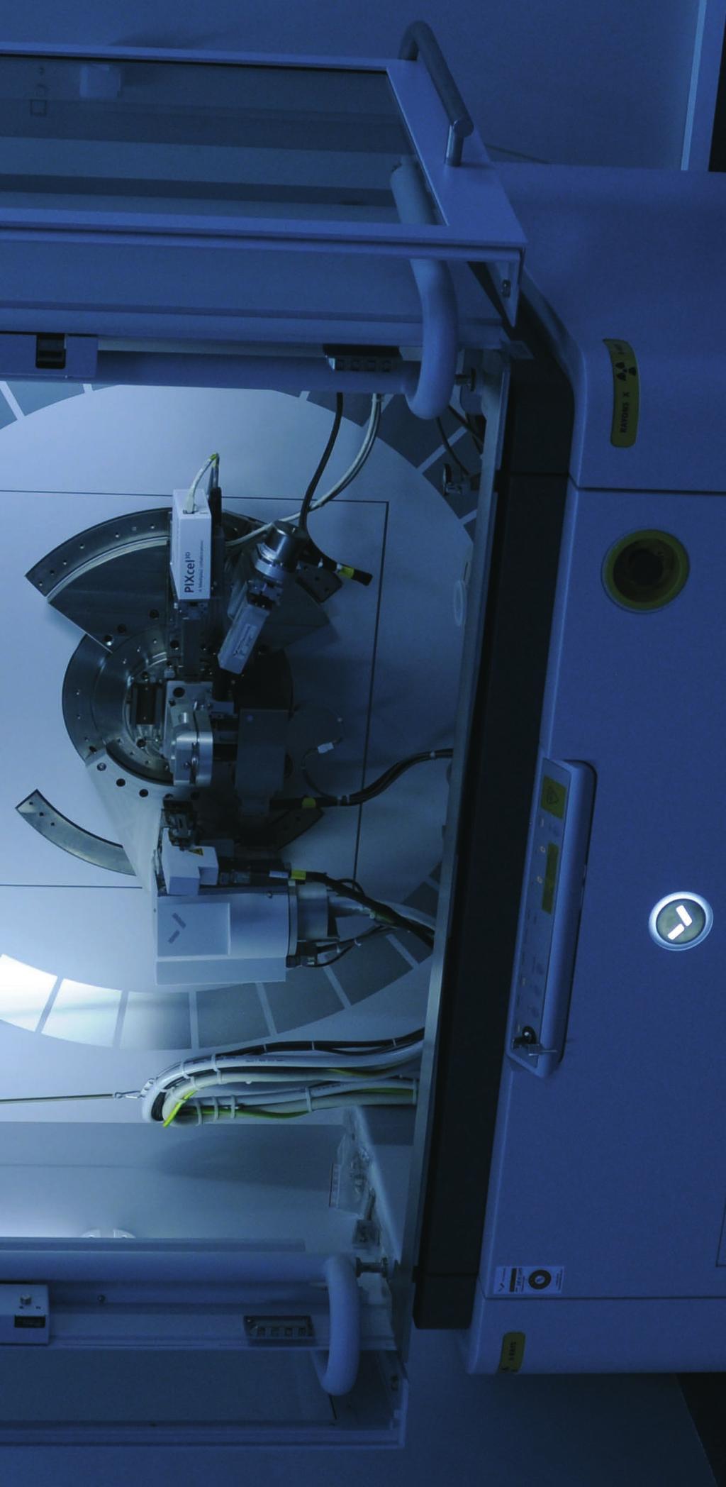 Piknometr helowy firmy Micromeritics Inc. model AccuPyc 1340 Helium pycnometer (AccuPyc 1340 Micromeritics Inc.