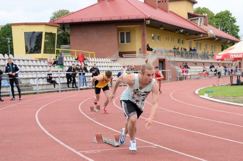 Wszyscy zdają sobie sprawę jednak z kosztów tych inwestycji. Niemniej te mniejsze marzenia jak powstające boisko do siatkówki plażowej cały czas są realizowane i cały czas pojawiają się kolejne plany.