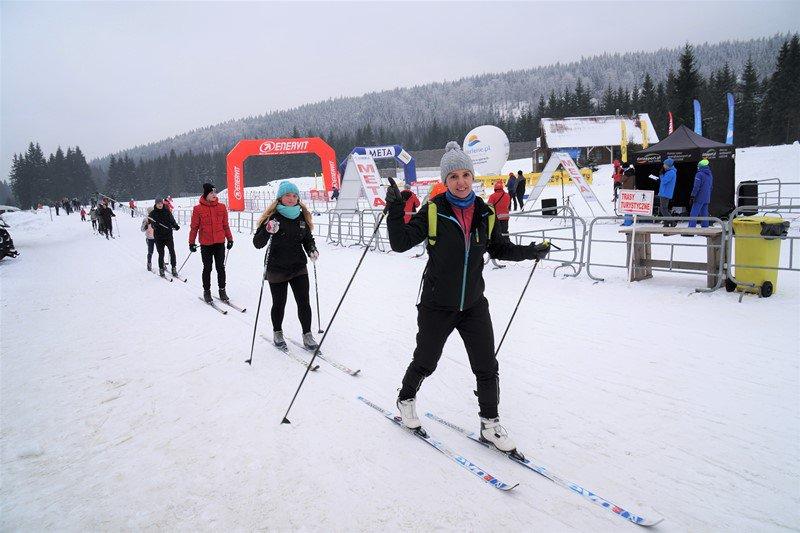 młodzieży o sportowych pasjach, dla tych wszystkich, którzy poprzez aktywność fizyczną pragną zadbać o swoją sylwetkę i zdrowie.
