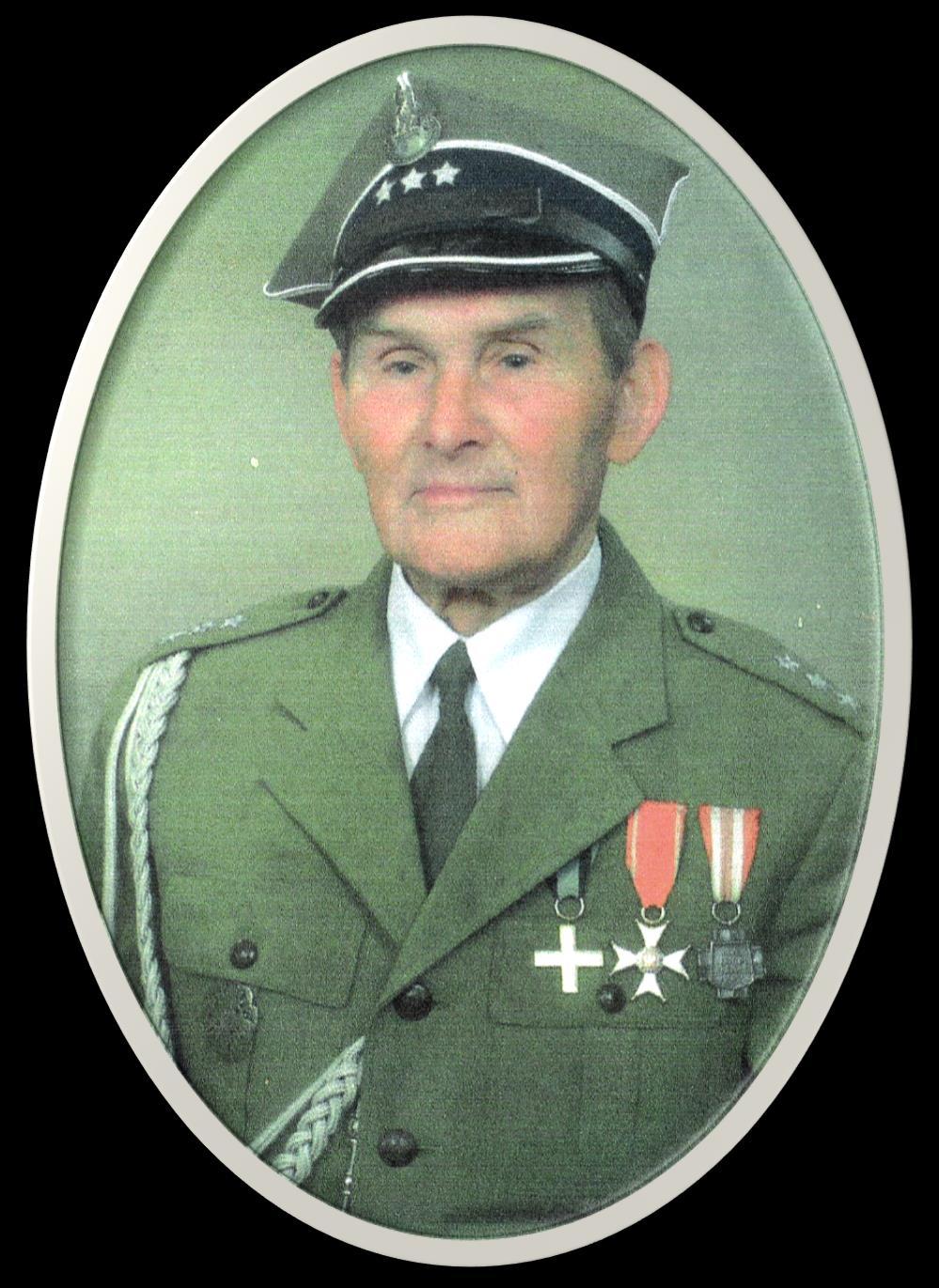 Tadeusz Kopeć urodził się 28 czerwca 1921 r. w Złojcu koło Zamościa.