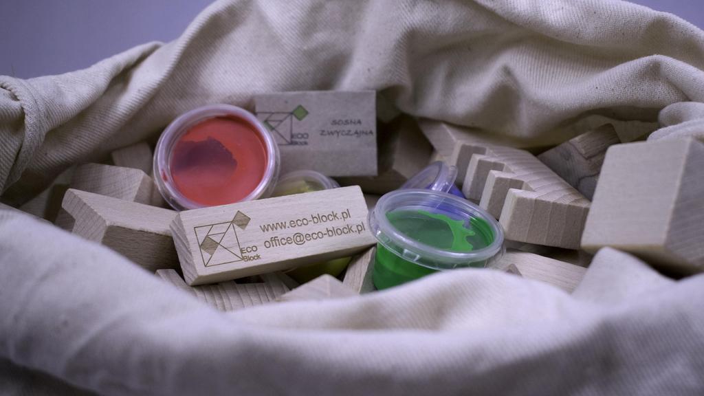 Dlaczego Eco Block Uważamy że nie ma lepszego sposobu uczenia się, niż zabawy, dlatego właśnie marka Eco Block obrała za cel,zaszczepienie szacunku i troski o naszą planetę dzieciom od najmłodszych