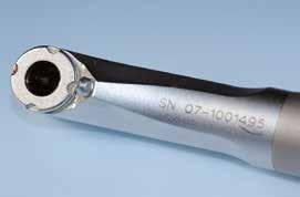 _Periimplantitis choroba bakteryjna spowodowana zakażeniem (Tab.1) Mikroorganizmy kolonizują implant na krótko po zabiegu wszczepienia implantu lub odsłonięcia implantu w procedurze dwuetapowej.