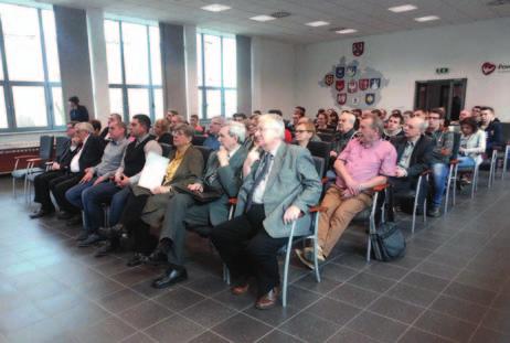 cowników fizycznych i technicznych.