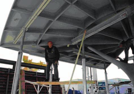 12 Tunel pod Martwa Wisłą (arch. PeKaBex) i rurociągów tuneli specjalnych bardzo dużych średnic (od 6 do 11 m).