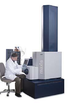 Spektrometr mas ALDI TOF (atrix-assisted Laser Desorption Ionization Time Of Flight) Zależność czasu przelotu od masy jonu Laser ev mv 2 2 v 2eV m wiązka laserowa V wiązka jonów droga wiązki jonów =