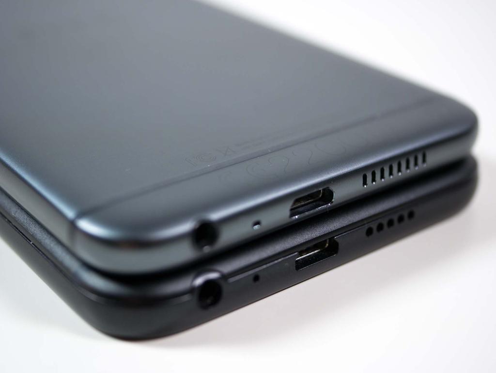Budowa - 5 Motywem przewodnim HTC, którym firma chce konkurować na rynku, jest przede wszystkim jakość wykonania. HTC One A9s prezentuje się świetnie. Tył obudowy został wykonany z aluminium.