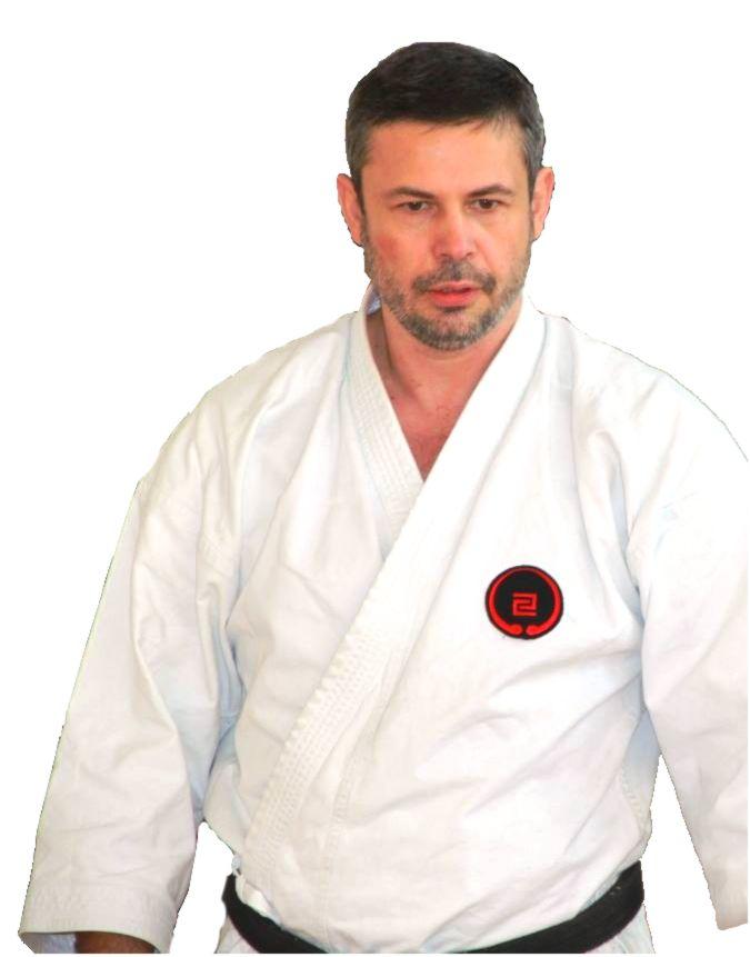 Od 2003 roku Sensei Kuramoto jest Głównym Instruktorem w Honbu Dojo na Okinawie, gdzie prowadzi treningi podczas nieobecności Sensei Morio Higaonna.