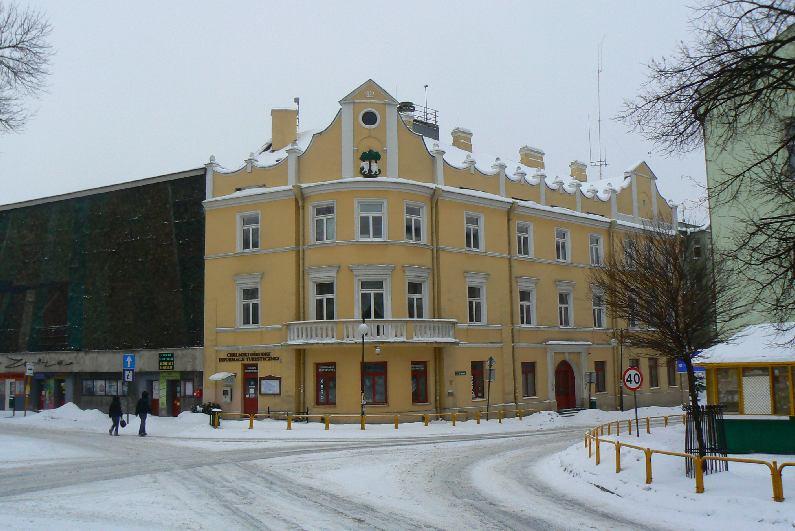 dalej skręcimy w ulicę Gdańską dochodząc do Żydowskiego Domu Starców.